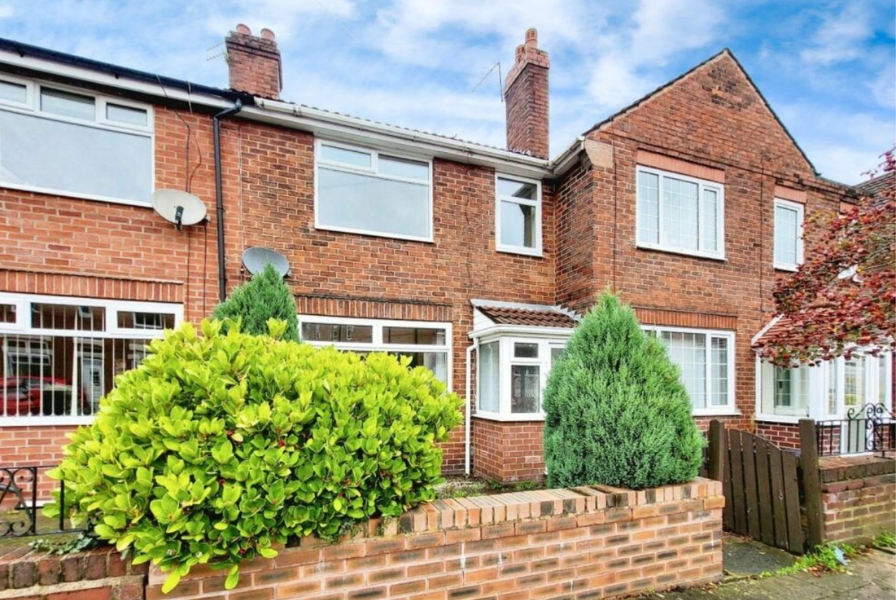 Burnfield Road, Reddish - Julian Wadden