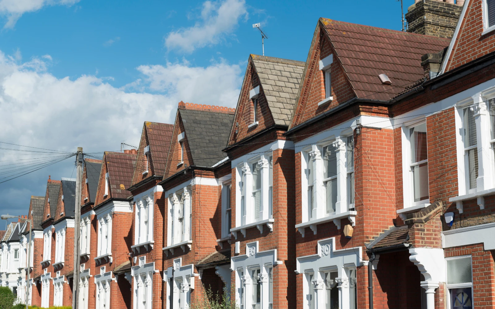 House Sales Up 14.8% on 2023 as Mortgage Rates Fall - Julian Wadden