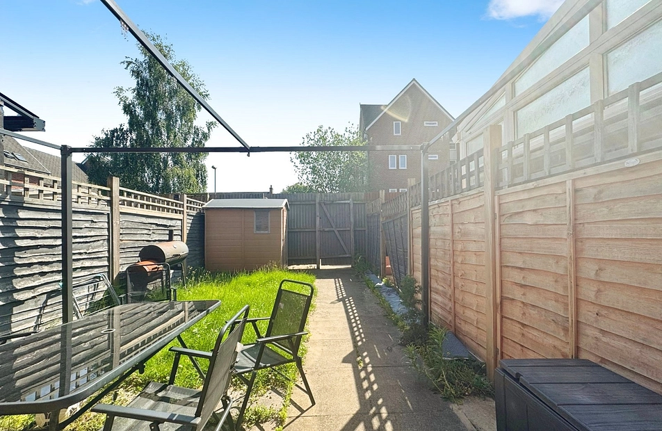 Houseman Crescent, West Didsbury, Manchester, M20 - Julian Wadden
