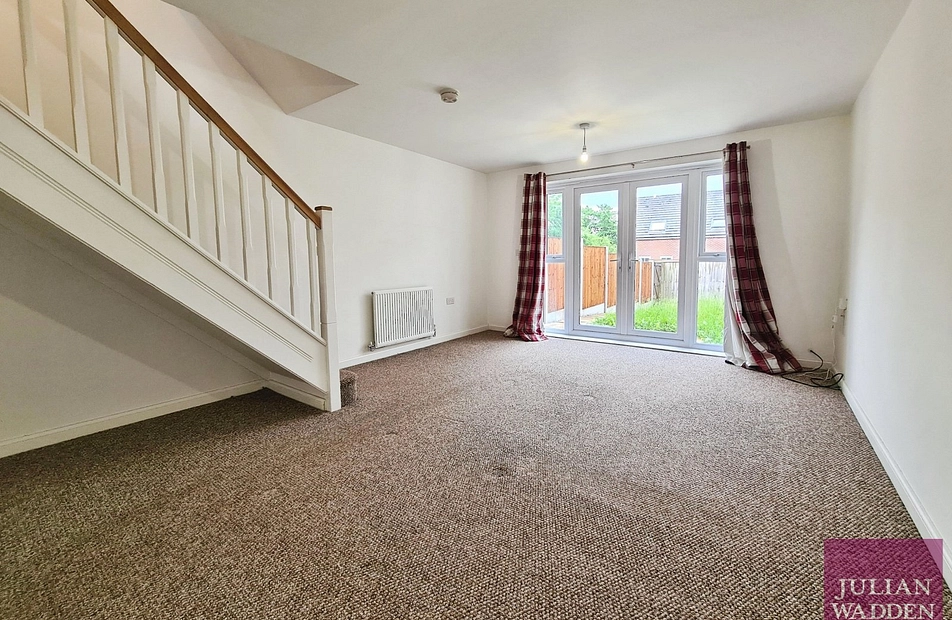 Maple Drive, Hattersley, Greater Manchester, SK14 - Julian Wadden
