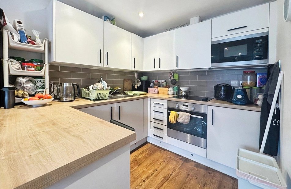 Wilmslow Road, Manchester, Greater Manchester, M20 - Julian Wadden