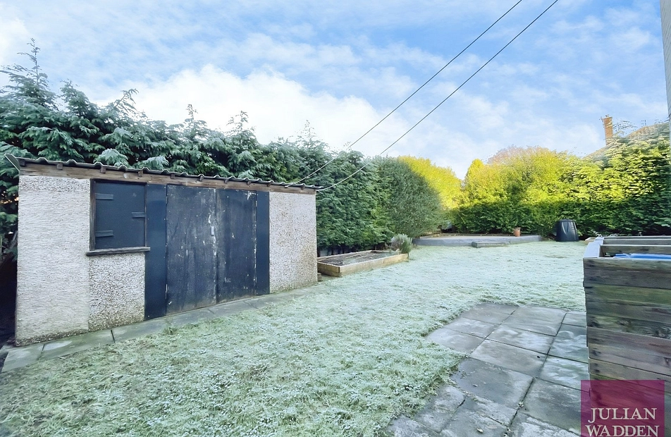 Woodgate Close, Bredbury, Stockport, SK6 - Julian Wadden