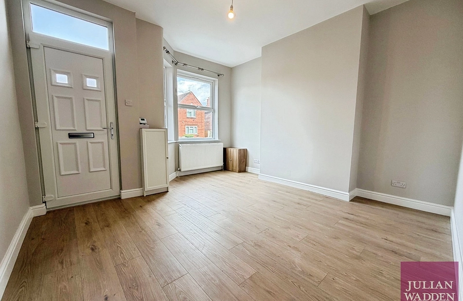 Buckley Road, Gorton, Manchester, M18 - Julian Wadden
