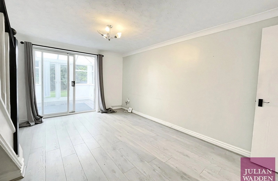 Petrel Close, Adswood, Stockport, SK3 - Julian Wadden