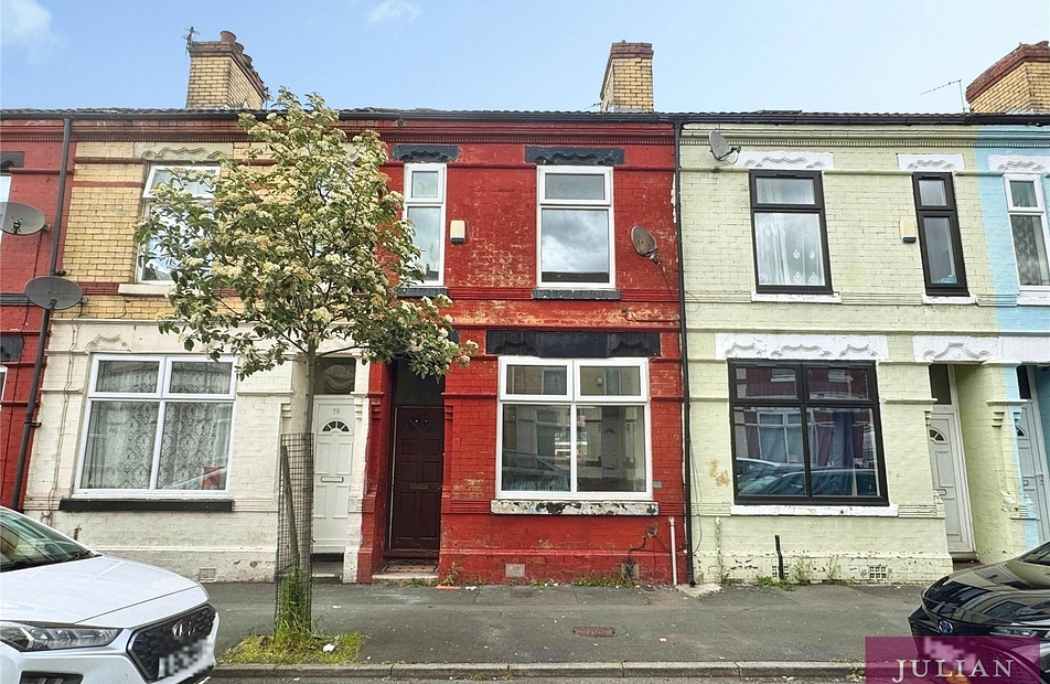 Longden Road, Manchester, M12 - Julian Wadden