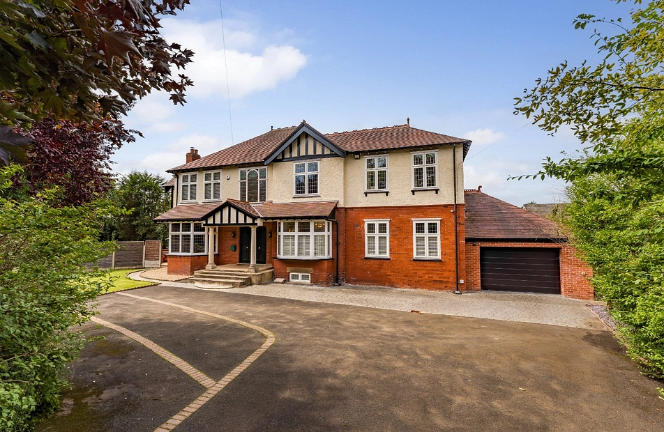 Dale Road, Marple, Stockport, Greater Manchester, SK6 - Julian Wadden