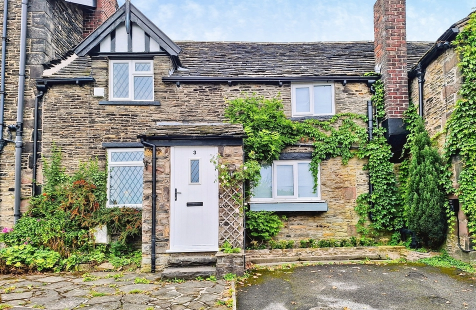 Hill Top, Romiley, Stockport, Greater Manchester, SK6 - Julian Wadden