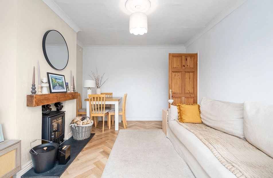 Thornholme Road, Marple, SK6 - Julian Wadden