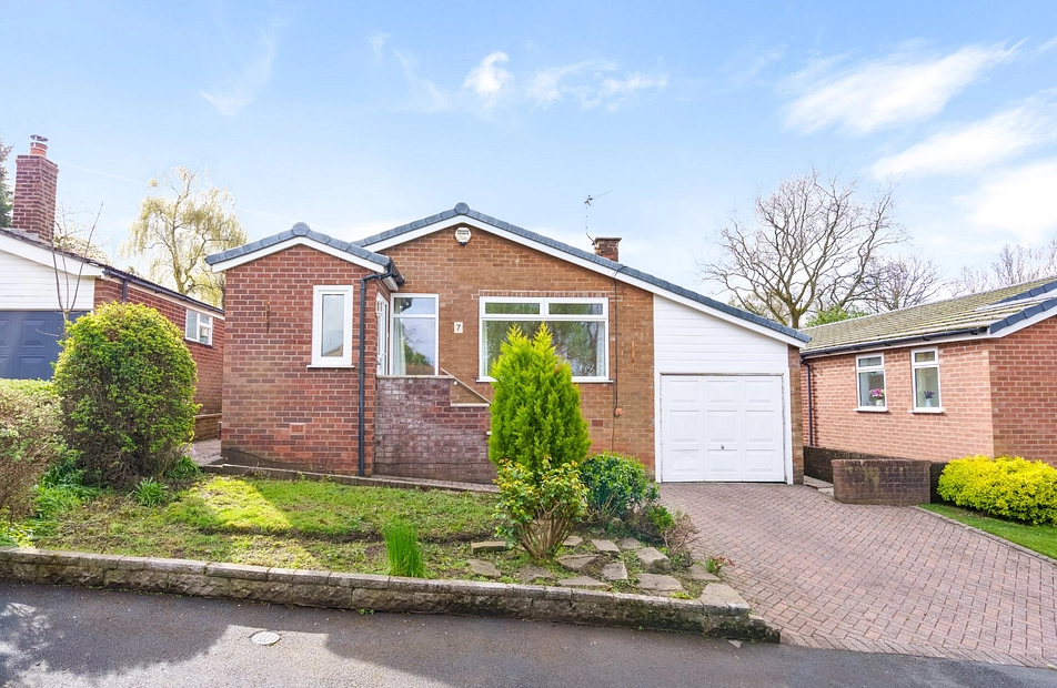 Landseer Drive, Marple Bridge, Stockport, Greater Manchester, SK6 - Julian Wadden