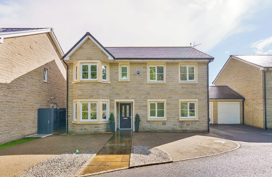 Dovecote Road, Strines, Stockport, Greater Manchester, SK6 - Julian Wadden