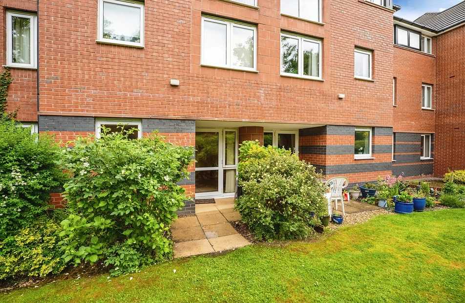Metcalfe Drive, Romiley, Stockport, Greater Manchester, SK6 - Julian Wadden