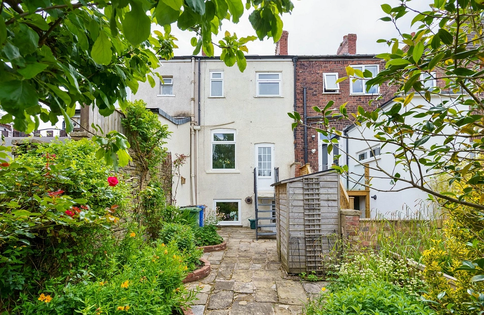 Goyt Avenue, Marple, Stockport, Greater Manchester, SK6 - Julian Wadden