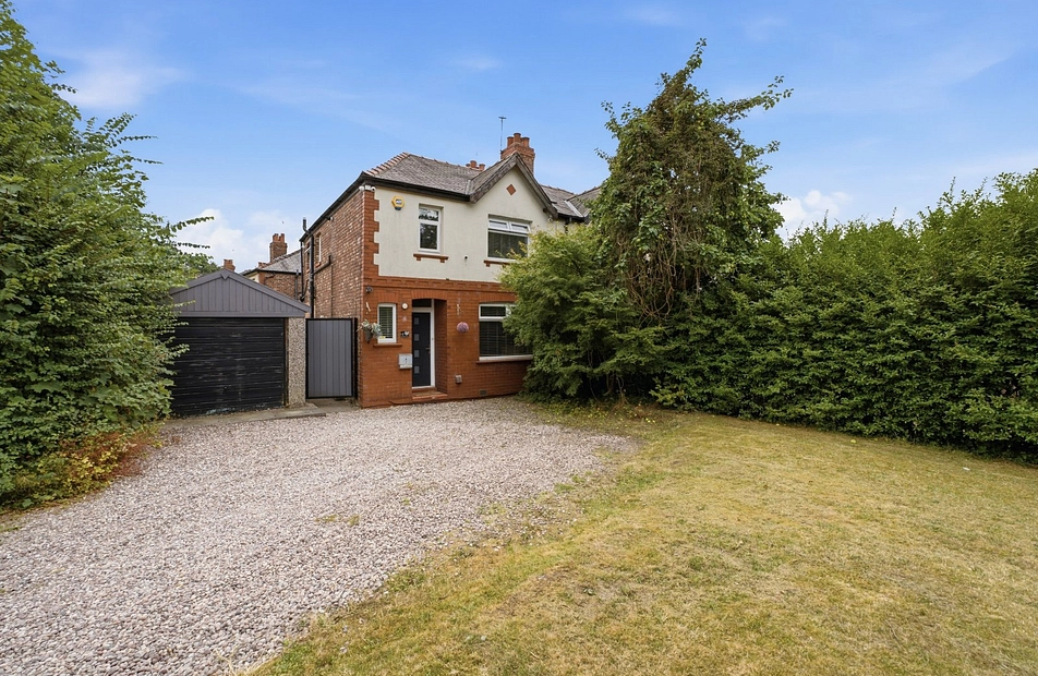 Windsor Grove, Romiley, Stockport, Greater Manchester, SK6 - Julian Wadden