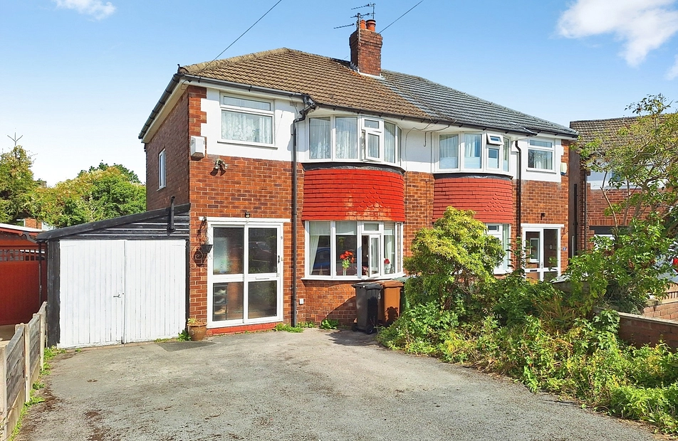 Belgrave Avenue, Marple, Stockport, Greater Manchester, SK6 - Julian Wadden