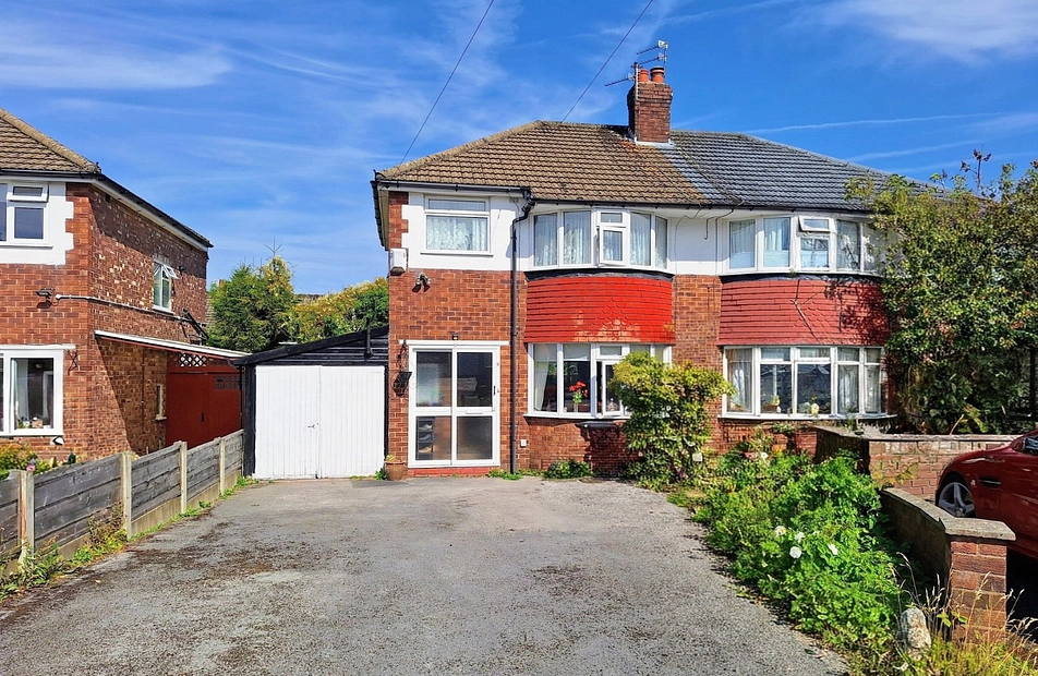 Belgrave Avenue, Marple, Stockport, Greater Manchester, SK6 - Julian Wadden