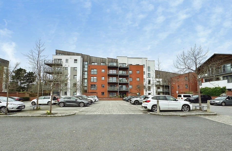 Montmano Drive, West Didsbury, Manchester, M20 - Julian Wadden