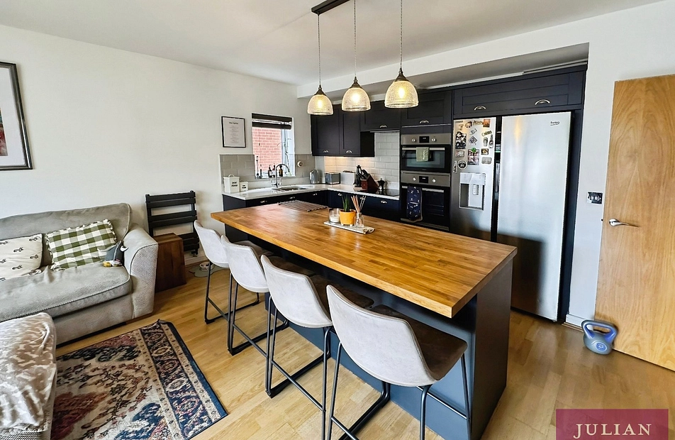 Montmano Drive, West Didsbury, Manchester, M20 - Julian Wadden