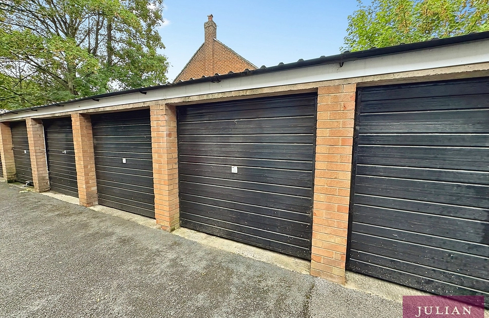 Palatine Road, West Didsbury, Manchester, M20 - Julian Wadden