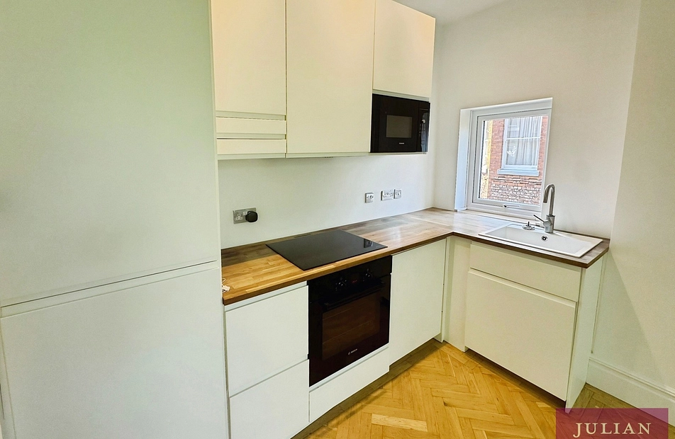 The Beeches, West Didsbury, Manchester, M20 - Julian Wadden