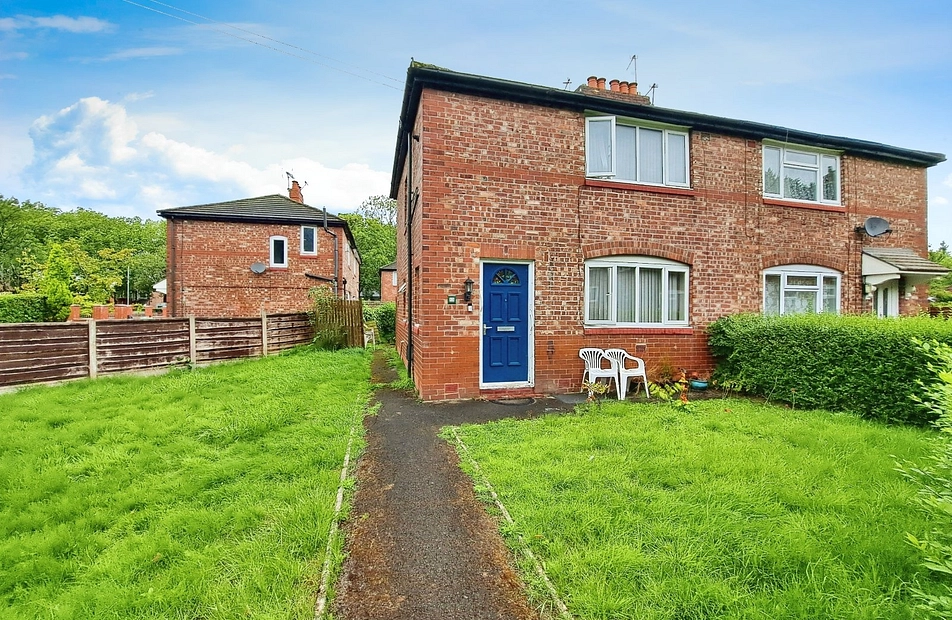 Woodside Avenue, Burnage, Manchester, M19 - Julian Wadden