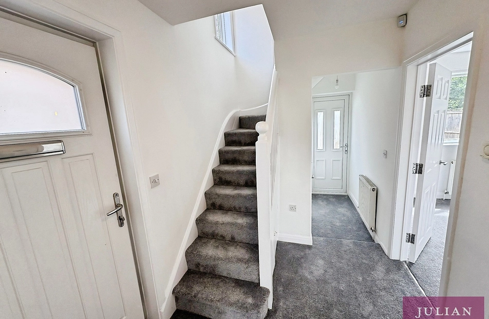 Parrs Wood Road, Withington, Manchester, M20 - Julian Wadden