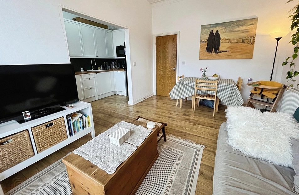 Central Road, West Didsbury, Manchester, M20 - Julian Wadden