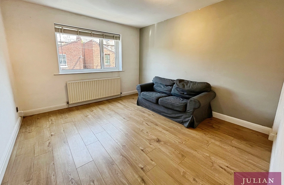 Central Road, West Didsbury, Manchester, M20 - Julian Wadden