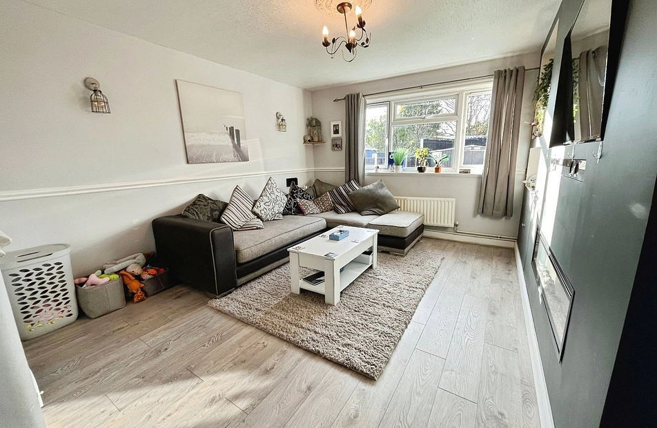 Westdean Crescent, Burnage, Manchester, M19 - Julian Wadden