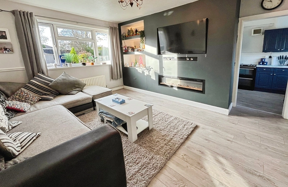 Westdean Crescent, Burnage, Manchester, M19 - Julian Wadden