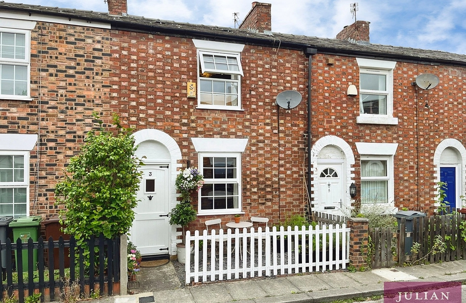 Davenfield Grove, Didsbury Village, Manchester, M20 - Julian Wadden