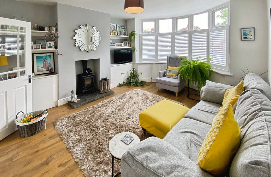 Kingsway, Manchester, Greater Manchester, M19 - Julian Wadden