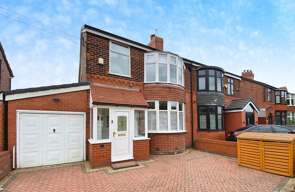 Kingsway, Manchester, Greater Manchester, M19 - Julian Wadden