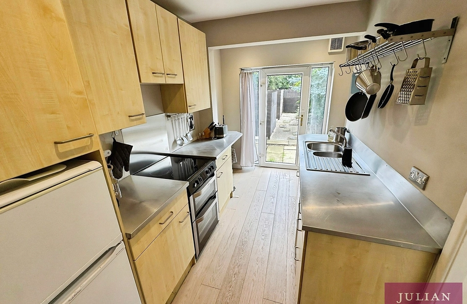 Egerton Terrace, Fallowfield, Manchester, M14 - Julian Wadden