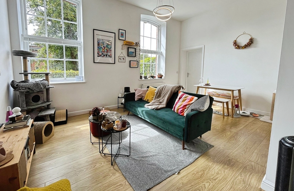 Houseman Crescent, West Didsbury, Manchester, M20 - Julian Wadden