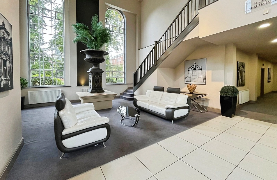 Houseman Crescent, West Didsbury, Manchester, M20 - Julian Wadden