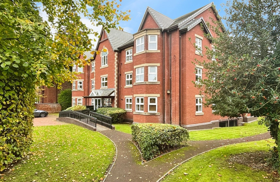 Barlow Moor Road, Didsbury, Manchester, M20 - Julian Wadden