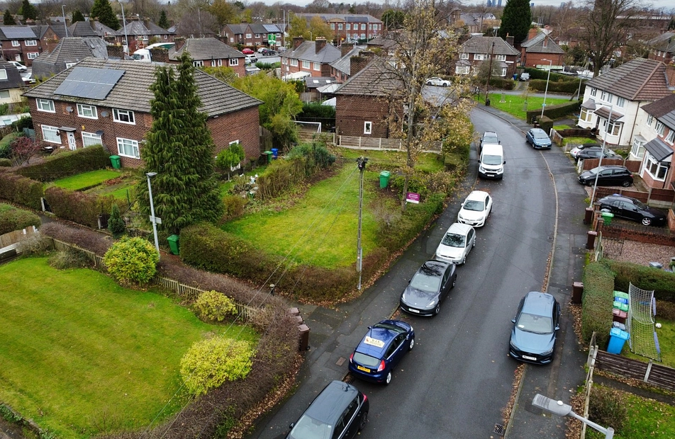 Mersey Crescent, West Didsbury, Manchester, M20 - Julian Wadden