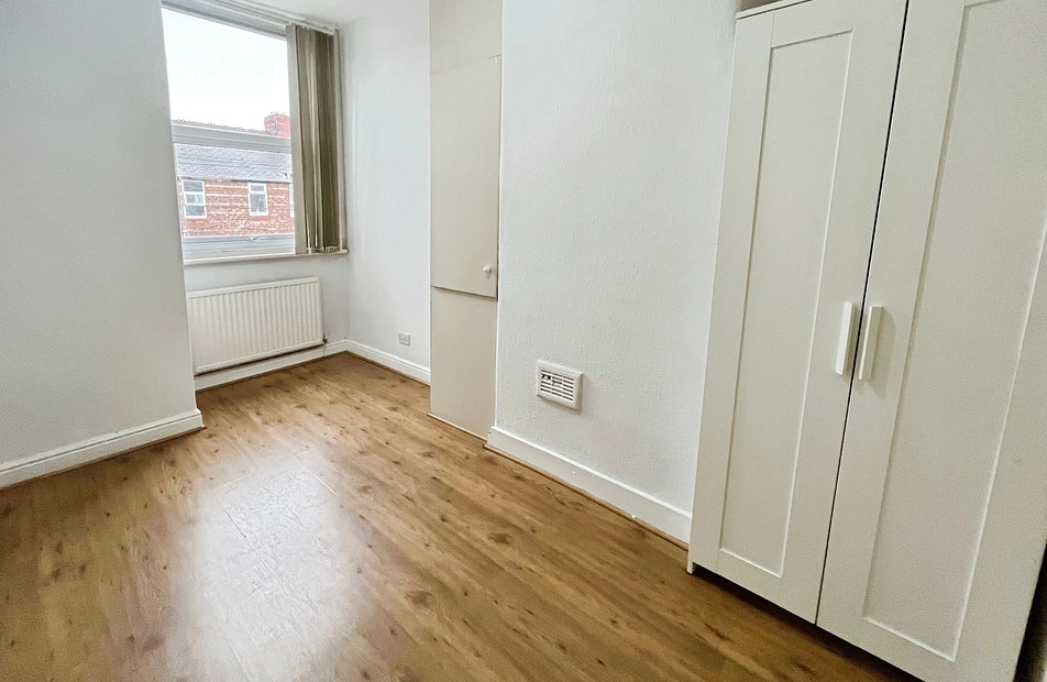 Thornton Road, Fallowfield, Manchester, M14 - Julian Wadden