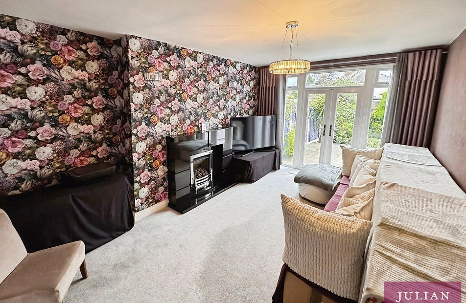 Queensway, East Didsbury, Manchester, M19 - Julian Wadden
