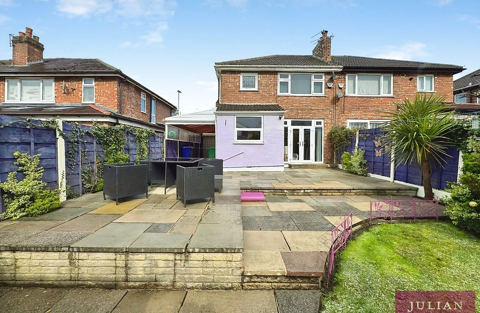 Queensway, East Didsbury, Manchester, M19 - Julian Wadden