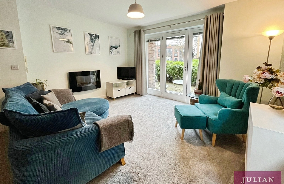 Nell Lane, West Didsbury, Manchester, M20 - Julian Wadden
