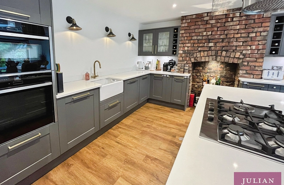 Westholme Road, Didsbury, Manchester, M20 - Julian Wadden