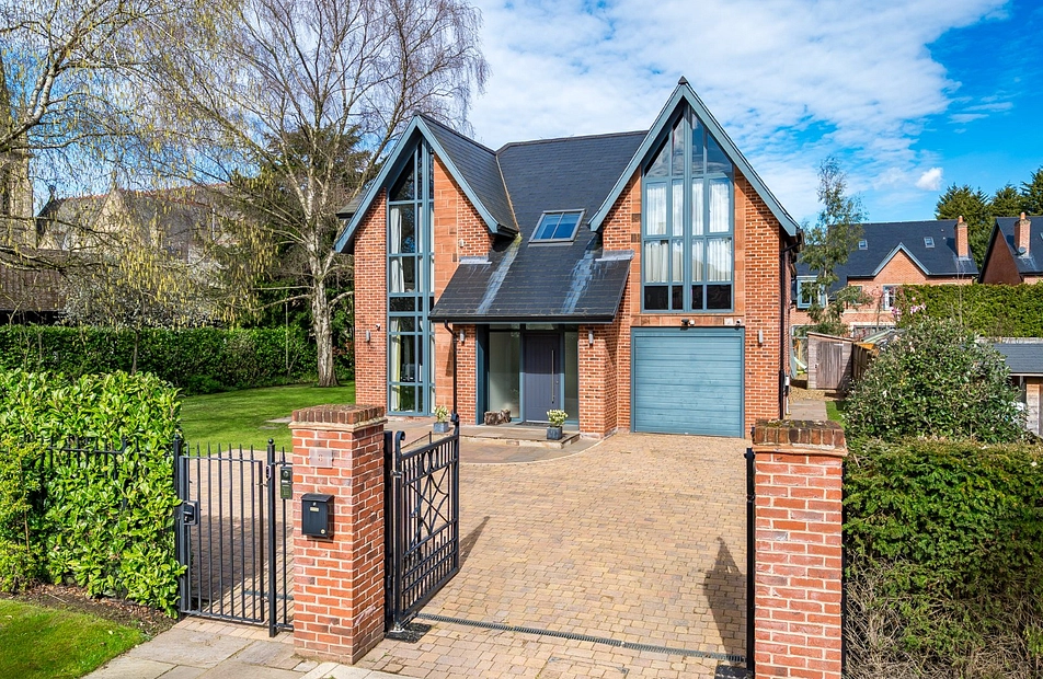 Bloomesbury Avenue, Didsbury, Manchester, M20 - Julian Wadden
