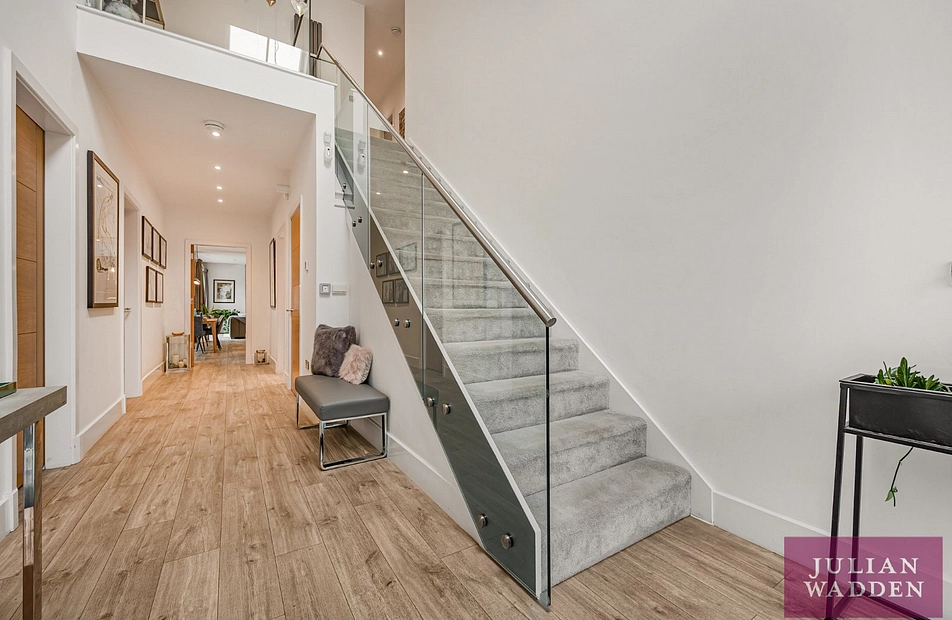 Bloomesbury Avenue, Didsbury, Manchester, M20 - Julian Wadden