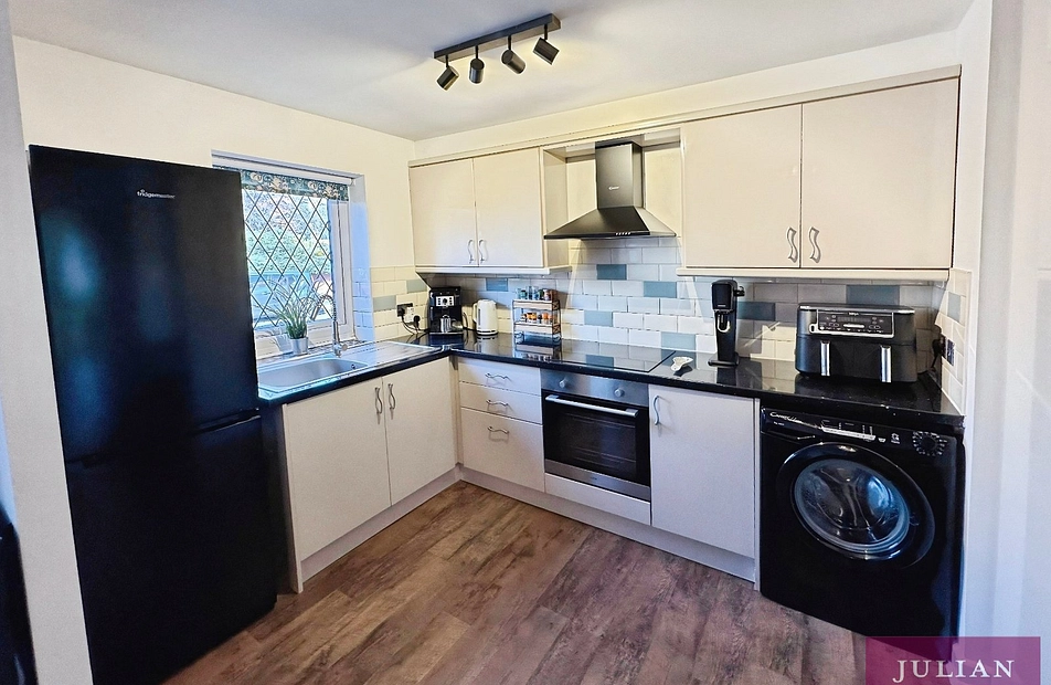 Hesketh Avenue, Didsbury, Manchester, M20 - Julian Wadden