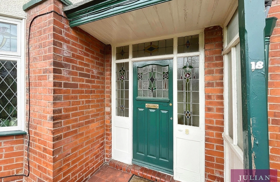 Kingsfield Drive, Didsbury, Manchester, M20 - Julian Wadden