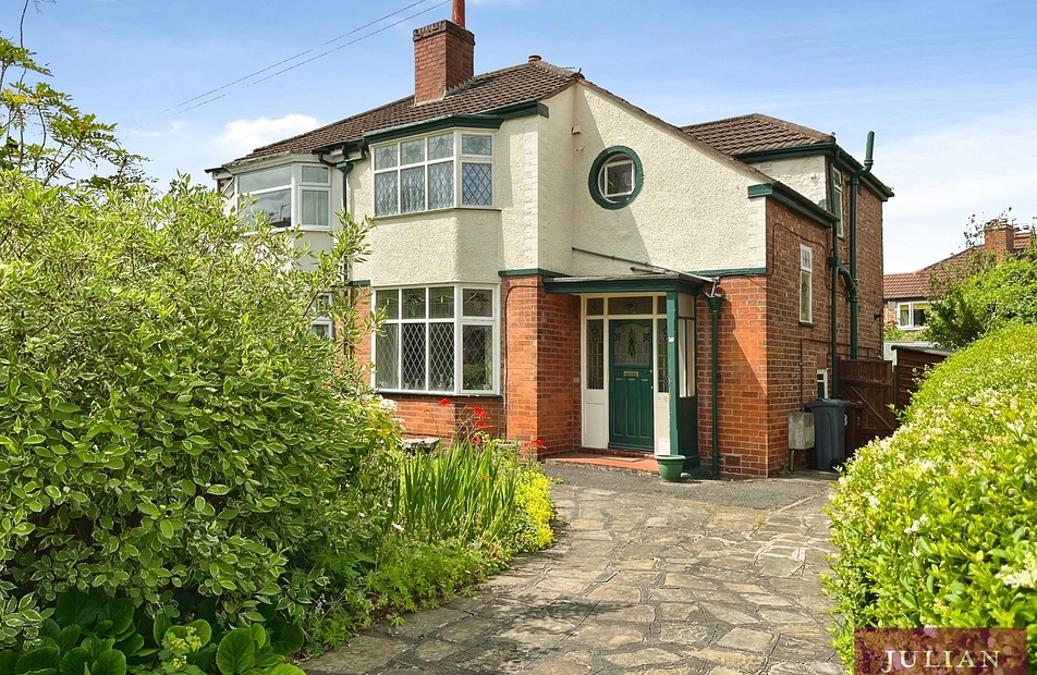 Kingsfield Drive, Didsbury, Manchester, M20 - Julian Wadden