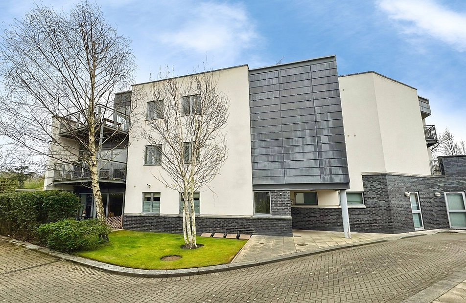 Barlow Moor Road, Chorlton, Manchester, M21 - Julian Wadden