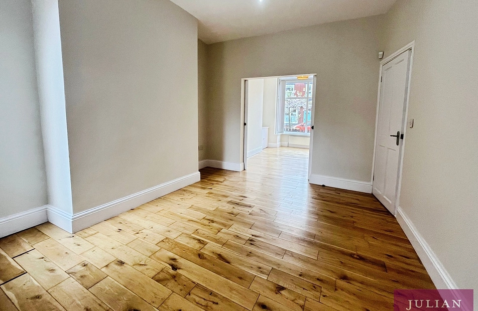 Norwood Avenue, Didsbury, Manchester, M20 - Julian Wadden