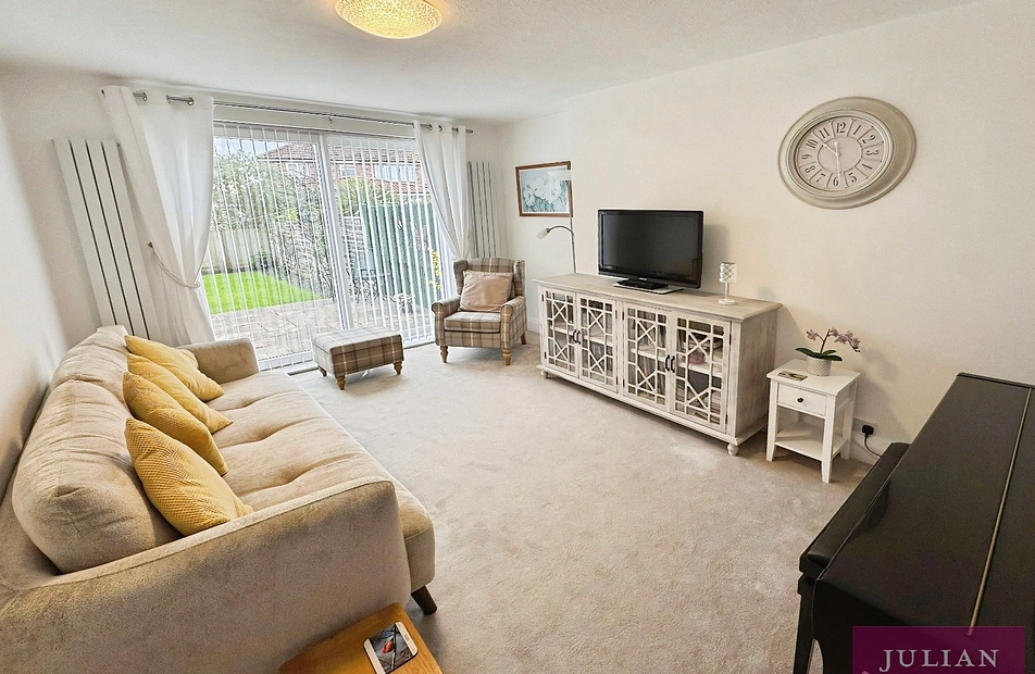 Queensway, East Didsbury, Manchester, M19 - Julian Wadden